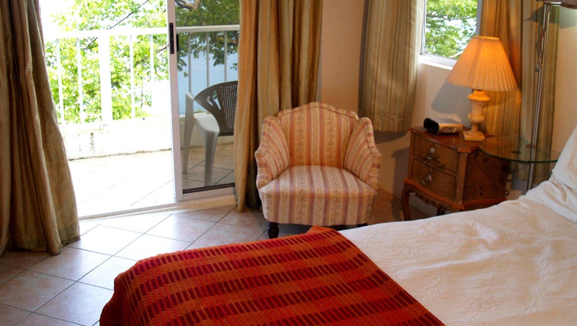 Bed and Breakfast Nature'S Paradise Marigot Bay Exteriér fotografie